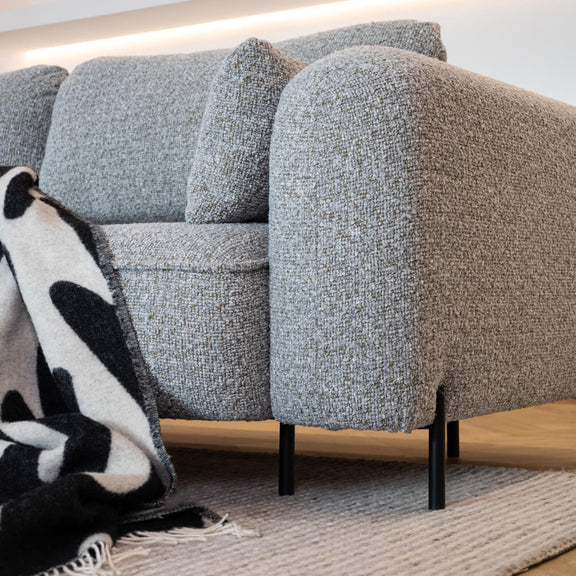 Cynthia Sofa