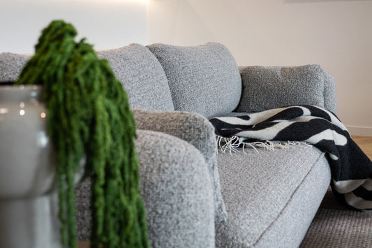 Wann ist ein Zweisitzer-Sofa eine gute Wahl? Ein kleines Möbelstück mit großen Möglichkeiten